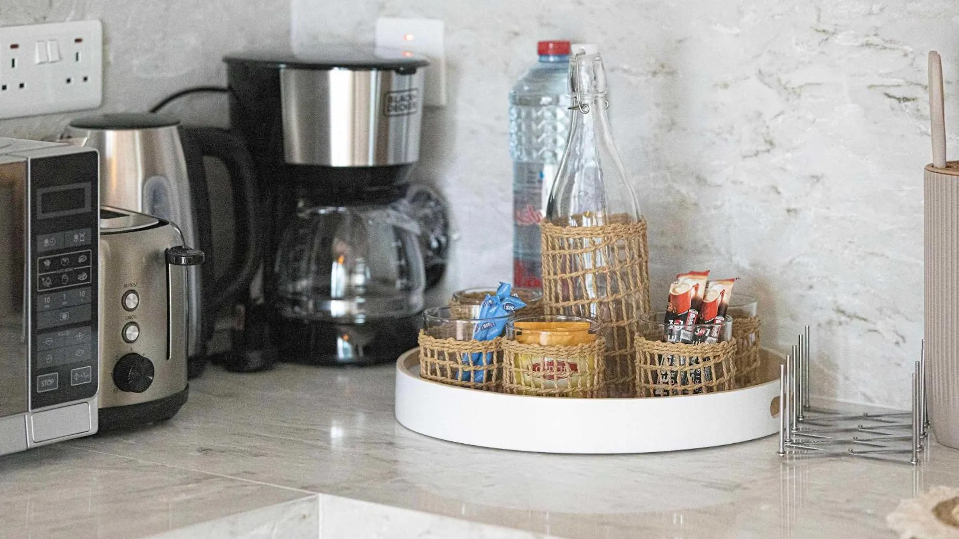 Apartment 1Br Beach House Vibes In Prime Marina Location Dubai United Arab Emirates