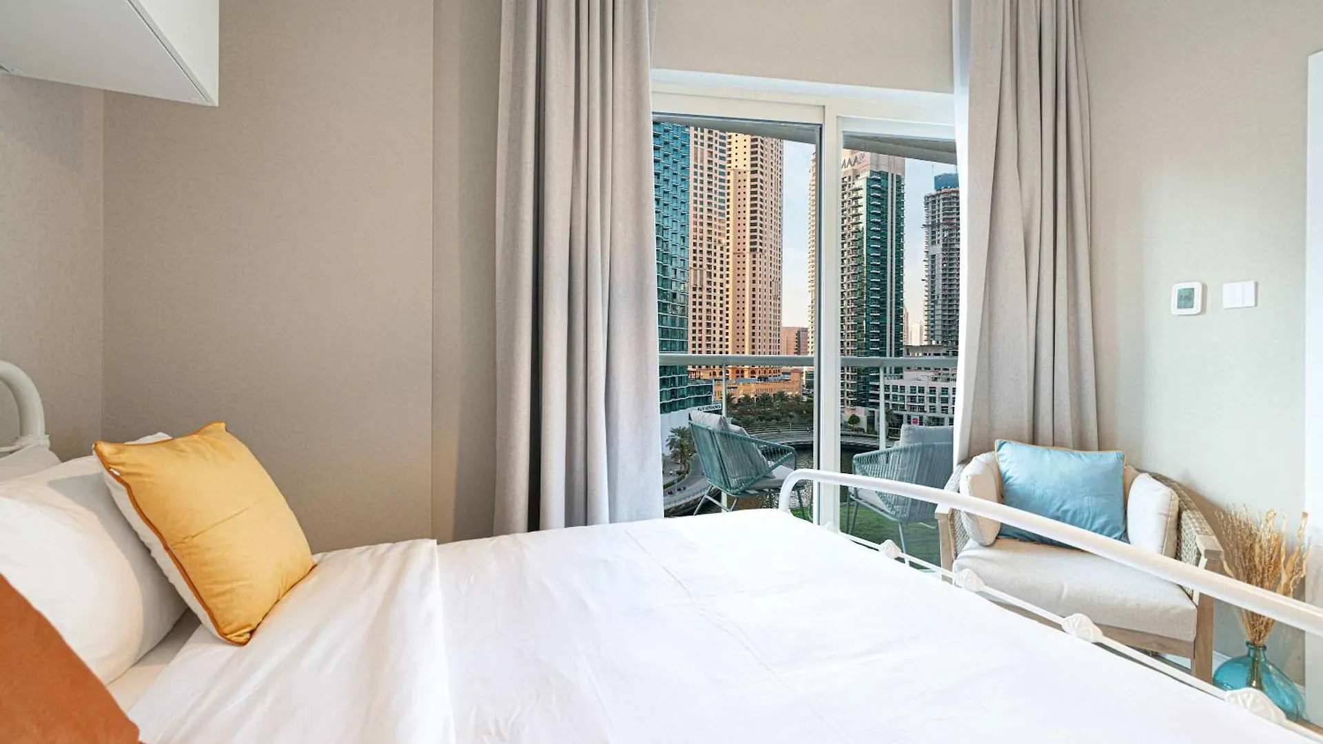 1Br Beach House Vibes In Prime Marina Location Dubai 0*,  United Arab Emirates