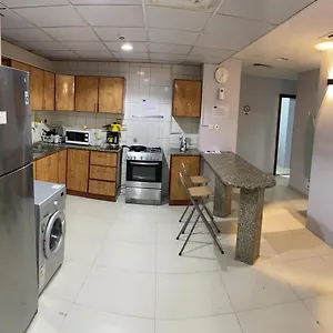 Inn Albarsha 1 Hostel By Phm, Dubái