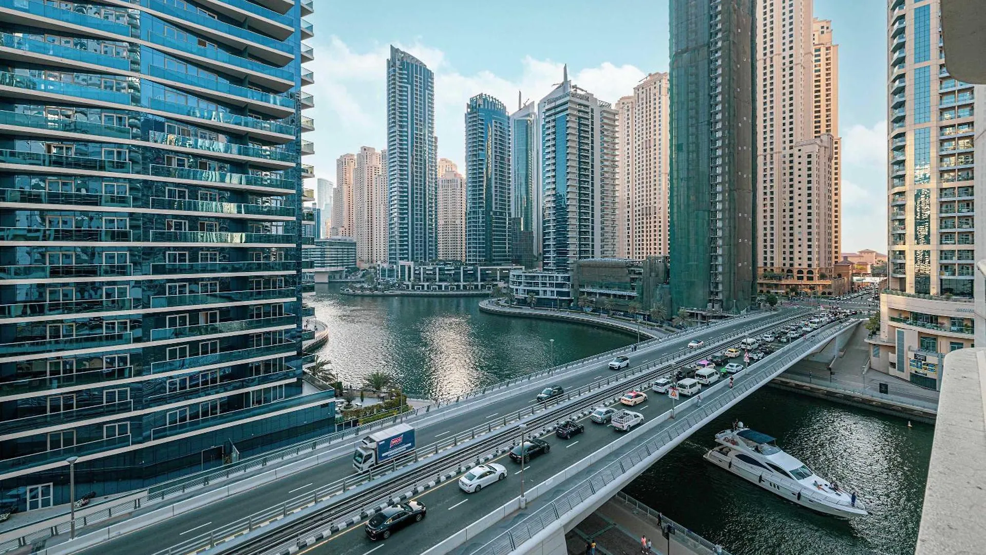 1Br Beach House Vibes In Prime Marina Location Dubai United Arab Emirates